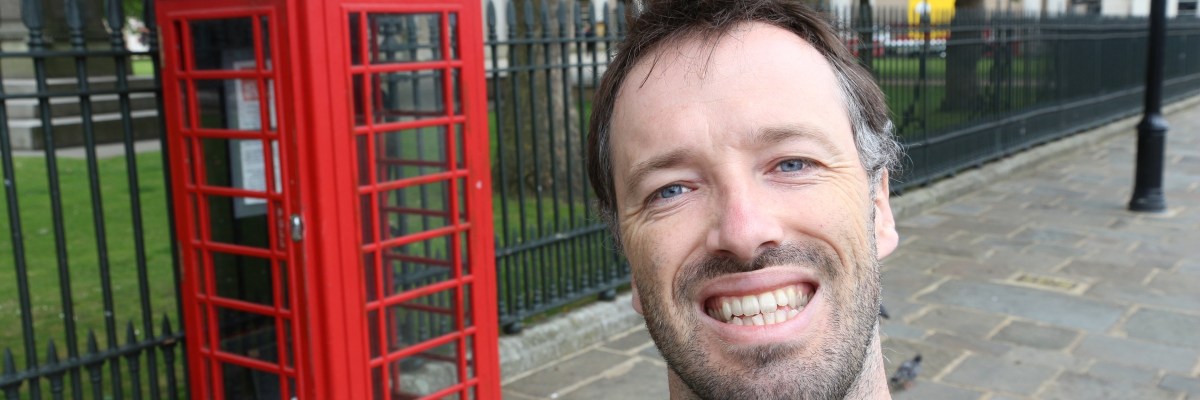 How quaint is this box?